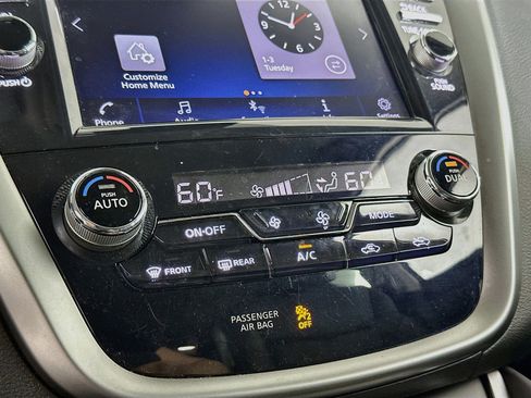 Used 2023 Nissan Murano SV w/ SV Midnight Edition Package FWD image 23