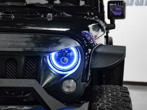 Used 2016 Jeep Wrangler Unlimited Sport image 44