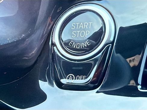 Used 2020 BMW 530i xDrive 530i xDrive w/ Premium Package image 36