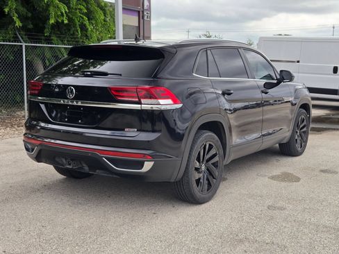 Used 2022 Volkswagen Atlas Cross Sport SE AWD/4WD image 3