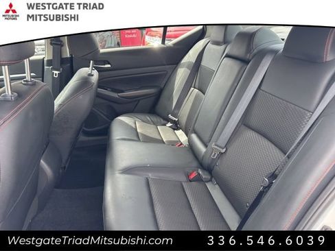 Used 2024 Nissan Altima 2.5 SR FWD image 18