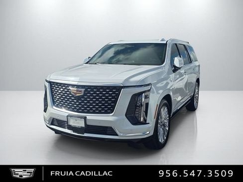 Used 2026 Cadillac Escalade Luxury w/ Touring Package RWD image 1