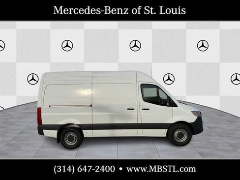 New 2026 Mercedes-Benz Sprinter 2500 image 2
