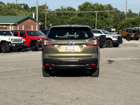 Used 2024 Subaru Ascent Premium AWD/4WD image 6