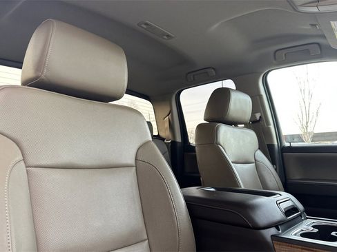 Used 2015 GMC Sierra 2500 SLT w/ Driver Alert Package image 17