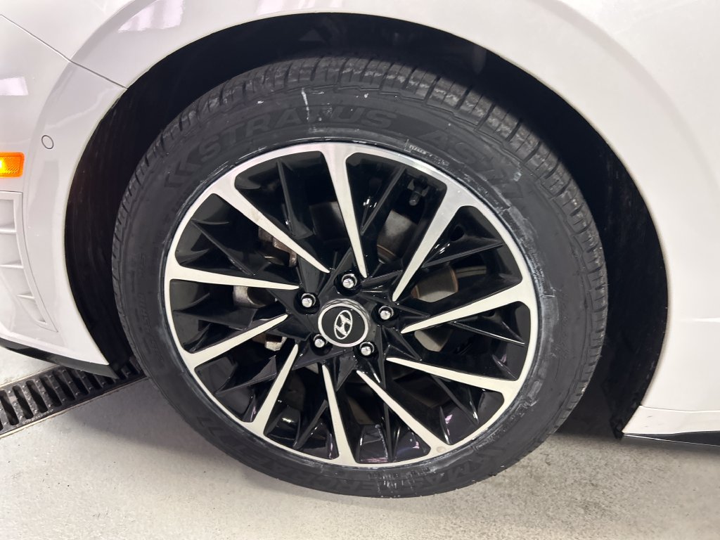 Used 2021 Hyundai Sonata Limited FWD image 9