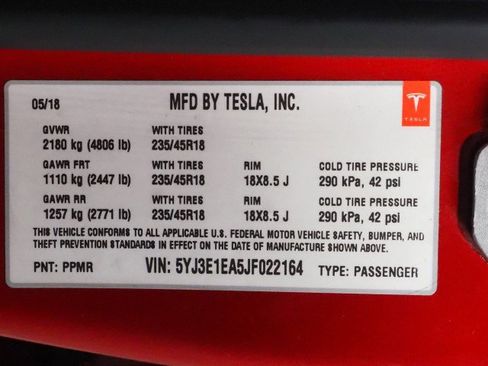 Used 2018 Tesla Model 3 Long Range image 64