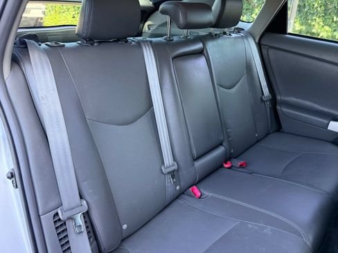 Used 2010 Toyota Prius Four FWD image 24