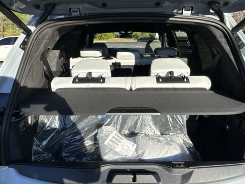 New 2026 BMW X7 xDrive40i w/ M Sport Package image 28