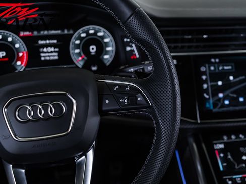 Used 2024 Audi SQ8 Prestige AWD/4WD image 33