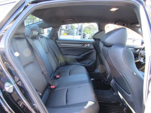 Used 2019 Honda Accord Sport image 30