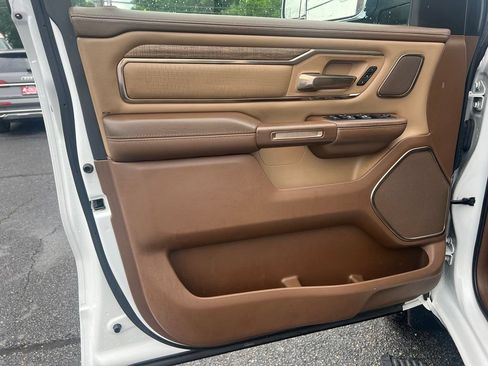 Used 2019 RAM 1500 Laramie Longhorn AWD/4WD image 15