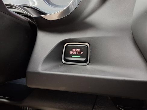 Used 2020 Chevrolet Camaro LT image 4