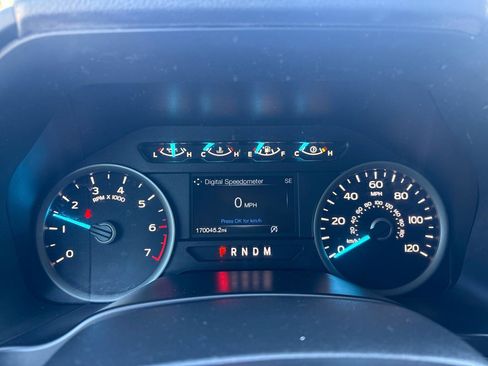 Used 2019 Ford F150 XLT w/ Equipment Group 302A Luxury image 10