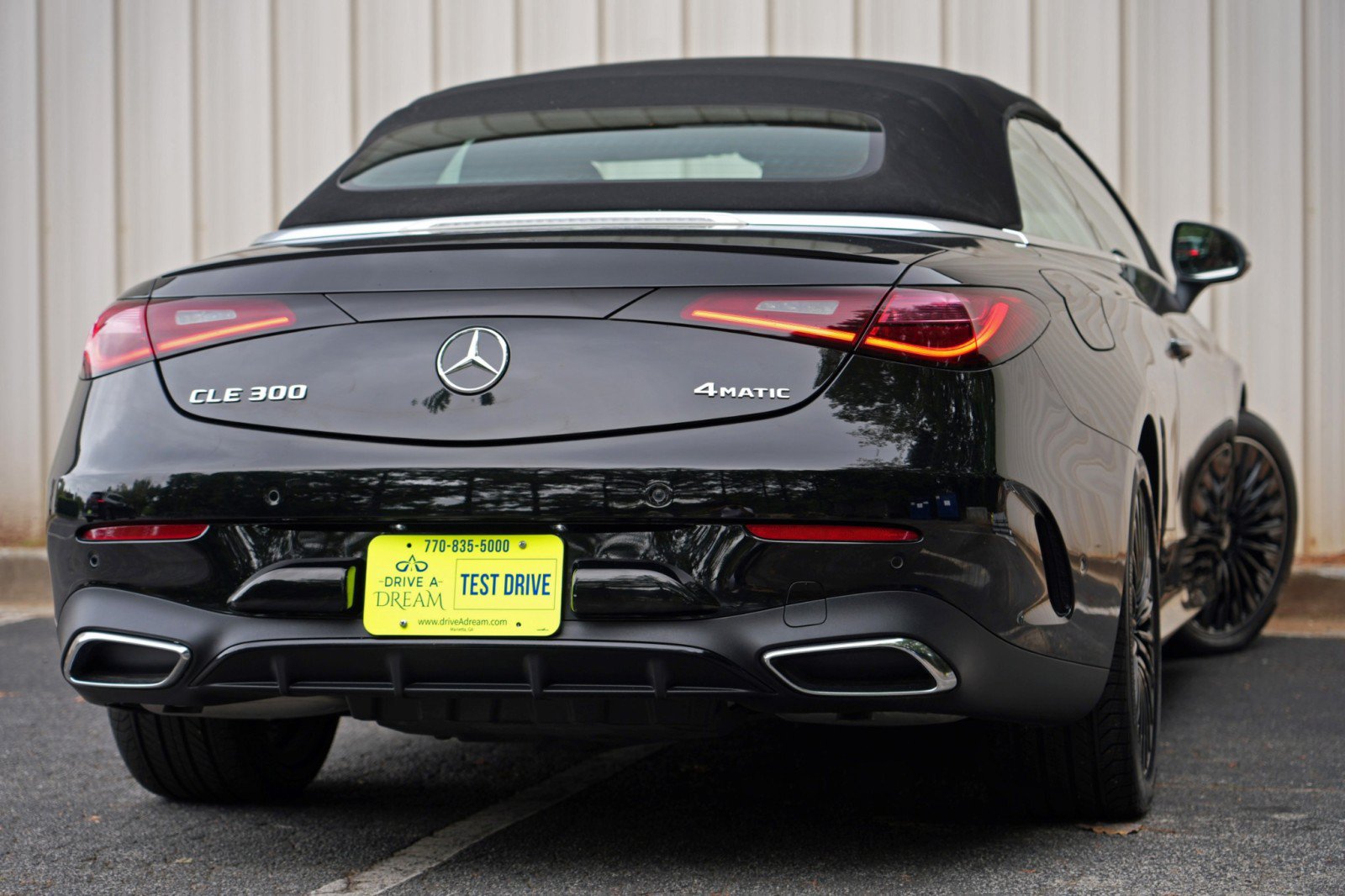 Used 2024 Mercedes-Benz CLE 300 4MATIC Cabriolet w/ Driver Assistance Package image 5