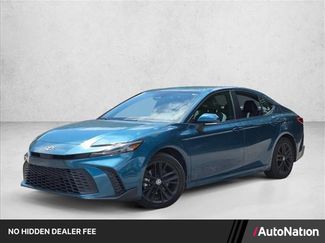 Used 2025 Toyota Camry SE FWD video 1