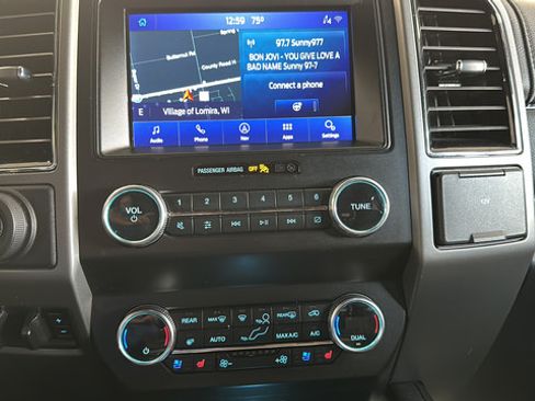 Used 2021 Ford Expedition Max XLT AWD/4WD image 13