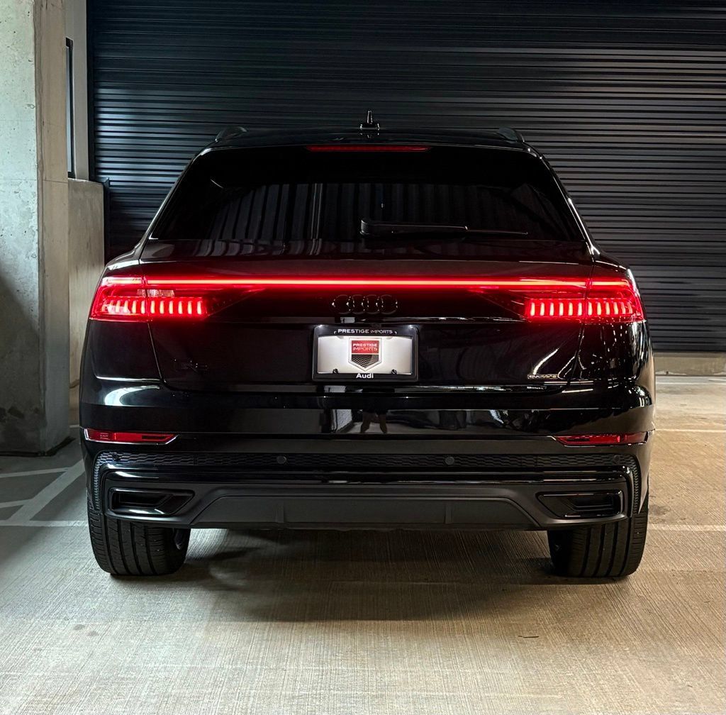 Used 2023 Audi Q8 Premium Plus AWD/4WD image 7