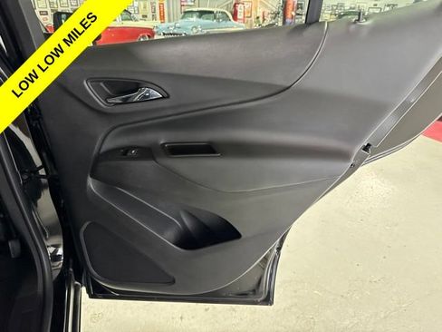 Used 2023 Chevrolet Equinox LT AWD/4WD image 37
