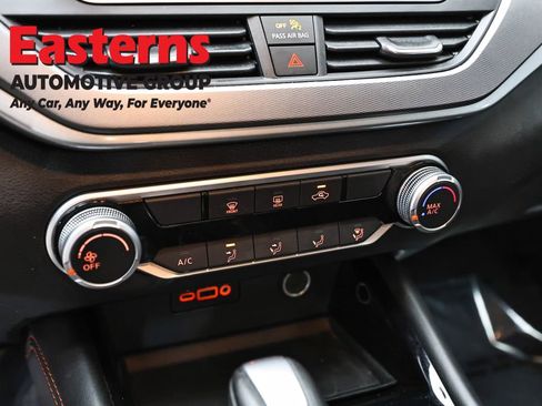 Used 2023 Nissan Altima 2.5 SR AWD/4WD image 20