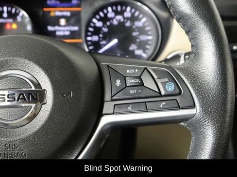 Used 2020 Nissan Rogue SL FWD image 10