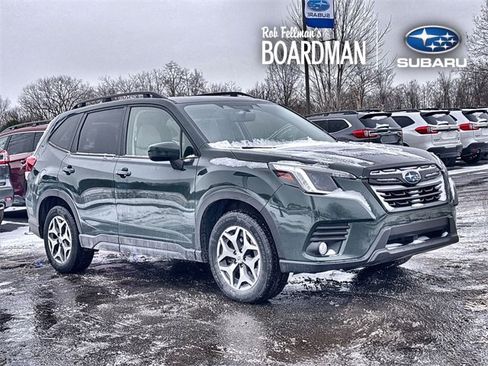 Used 2023 Subaru Forester Premium image 1