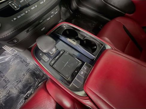 Used 2018 Lexus LS 500 F Sport image 24