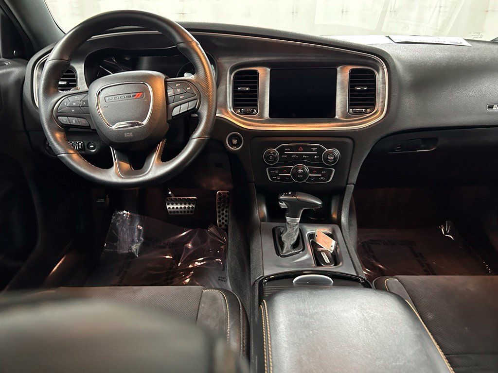 Used 2018 Dodge Charger R/T RWD image 16