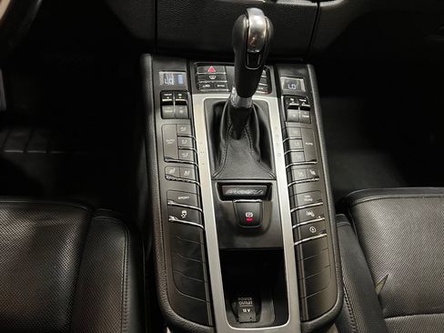 Used 2015 Porsche Macan S AWD/4WD image 32