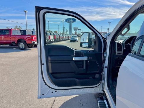 Used 2021 Ford F250 Lariat w/ Lariat Value Package image 12