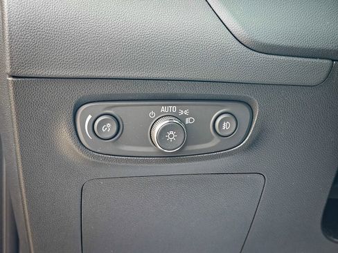 Certified 2023 Buick Encore GX Select w/ Safety Package II image 13