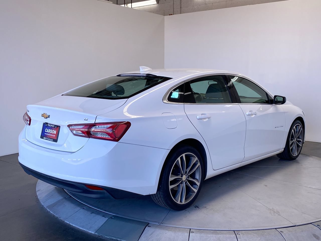 Used 2022 Chevrolet Malibu LT FWD image 5
