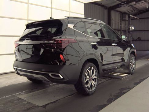 Used 2022 Kia Seltos SX AWD/4WD image 6