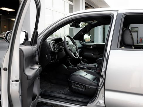 Certified 2023 Toyota Tacoma TRD Sport w/ TRD Premium Sport Package AWD/4WD image 30