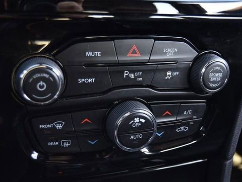 Used 2023 Chrysler 300 S image 16