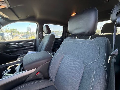 Used 2019 RAM 1500 Big Horn AWD/4WD image 14