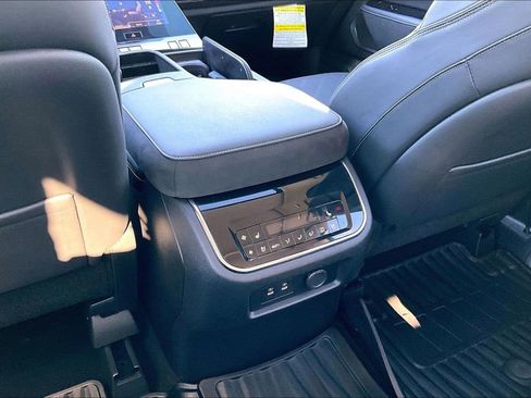 Certified 2025 INFINITI QX80 Luxe image 32