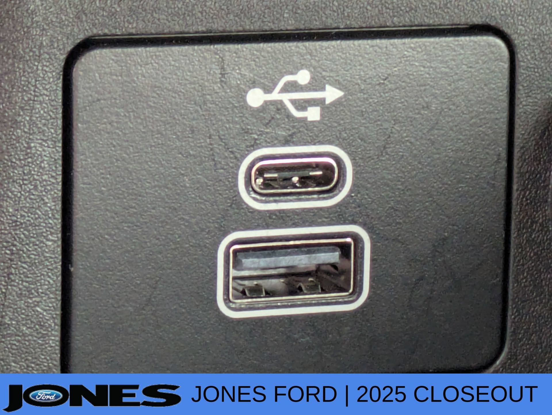 New 2025 Ford Escape Active FWD image 23