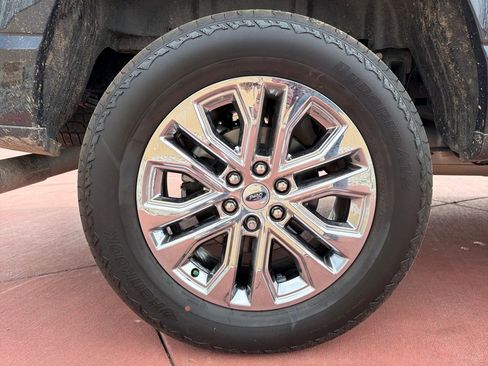 Certified 2025 Ford F150 Lariat w/ Equipment Group 502A High image 36