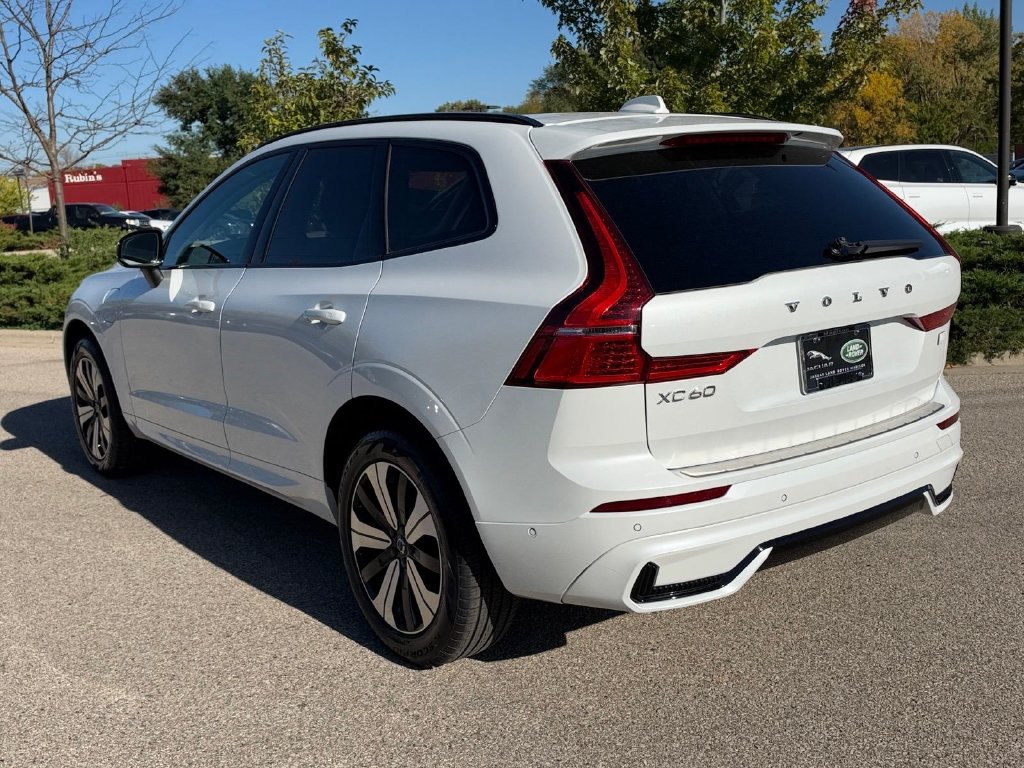 Certified 2024 Volvo XC60 T8 Plus w/ Protection Package Premier AWD/4WD image 3