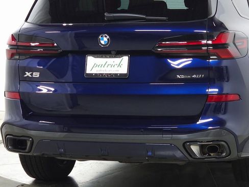 Used 2024 BMW X5 xDrive40i w/ M Sport Package image 11