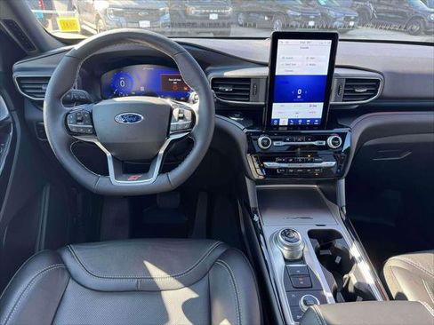 Used 2022 Ford Explorer ST w/ Equipment Group 401A image 20