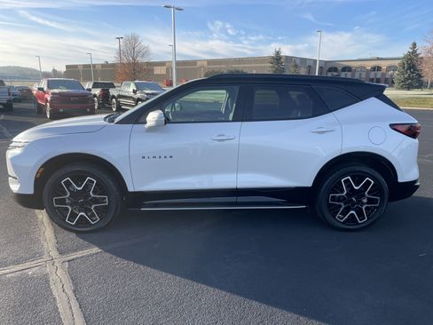 Certified 2024 Chevrolet Blazer RS w/ Driver Confidence II Package image 2