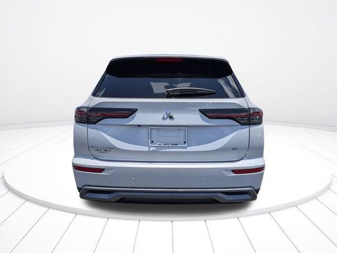 New 2026 Mitsubishi Outlander SE FWD image 4