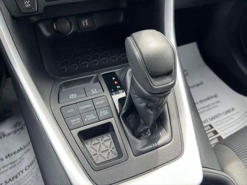 Certified 2023 Toyota RAV4 LE image 31