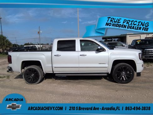 Used 2017 GMC Sierra 1500 Denali w/ Denali Ultimate Package AWD/4WD image 3