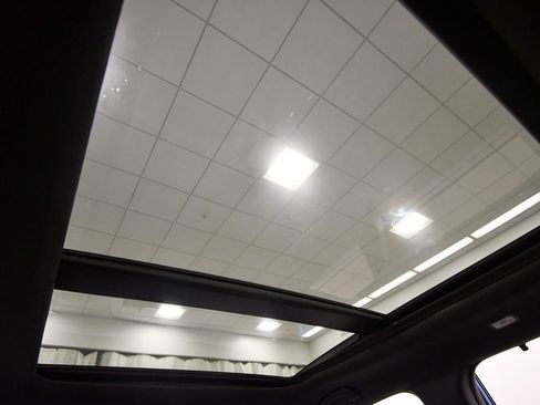 Used 2024 Honda Pilot TrailSport image 17