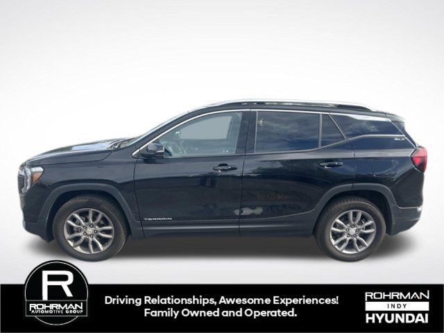 Used 2024 GMC Terrain SLT AWD/4WD image 8