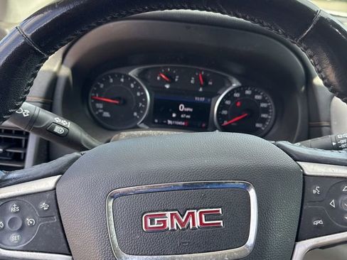 Used 2020 GMC Terrain SLT image 16