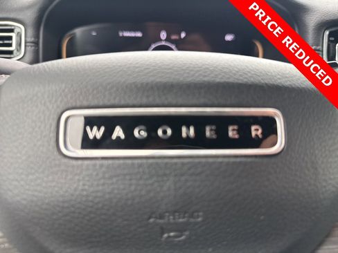 Used 2024 Jeep Wagoneer L Series III w/ Flexible Seating Group image 12